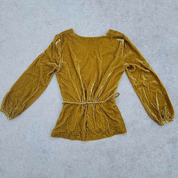 JCREW Velvet Vneck Long Sleeve Shirt Size 4Tall - Picture 6 of 10